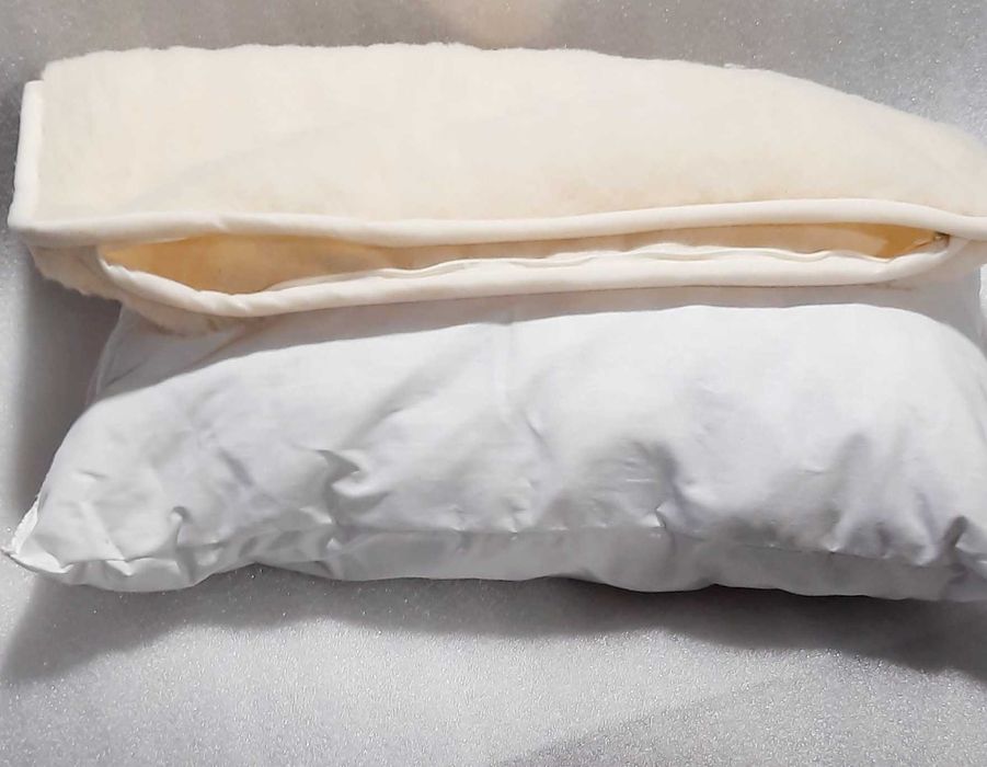 Poduszka wełniana z zamkiem ,MERYNOS ,produkt polski