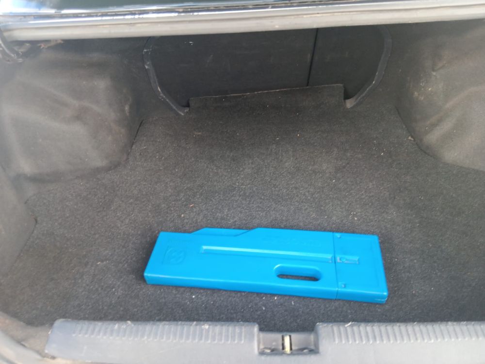 Mitsubishi Carisma 1.3 Gasolina | 2002 | 176mil km