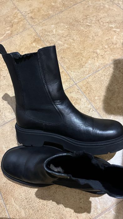 Damskie buty Gino  Rossi