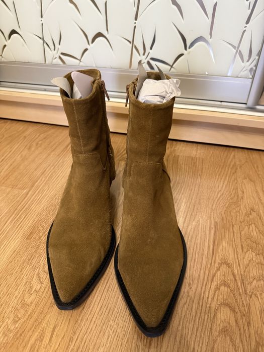 Козаки ZARA 40р натуральний замш