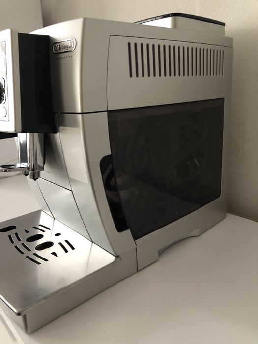 Кавомашина DeLonghi Cappuccino ECAM23.466.s кофемашина