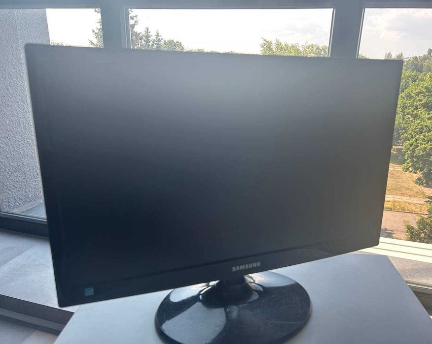 Монітор 21.5 Samsung S22B350T