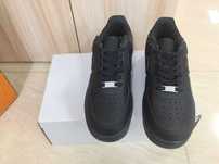 Buty nowe Nike damskie Trampki czarny Rozmiary.40.5