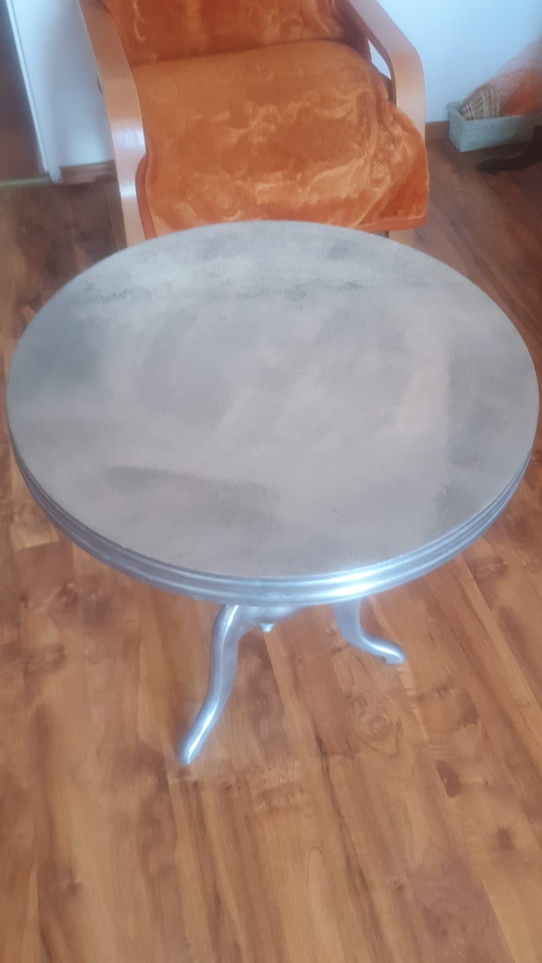 Stolik aluminiowy