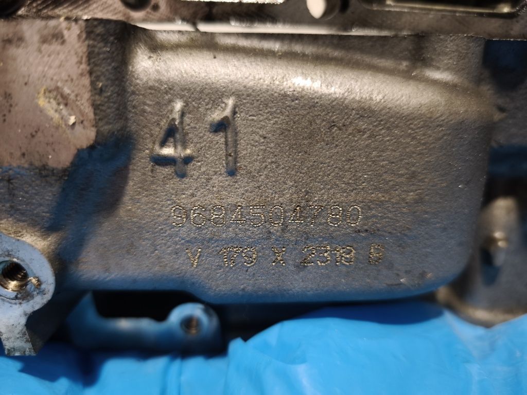 Głowica 1,6 HDI 8V