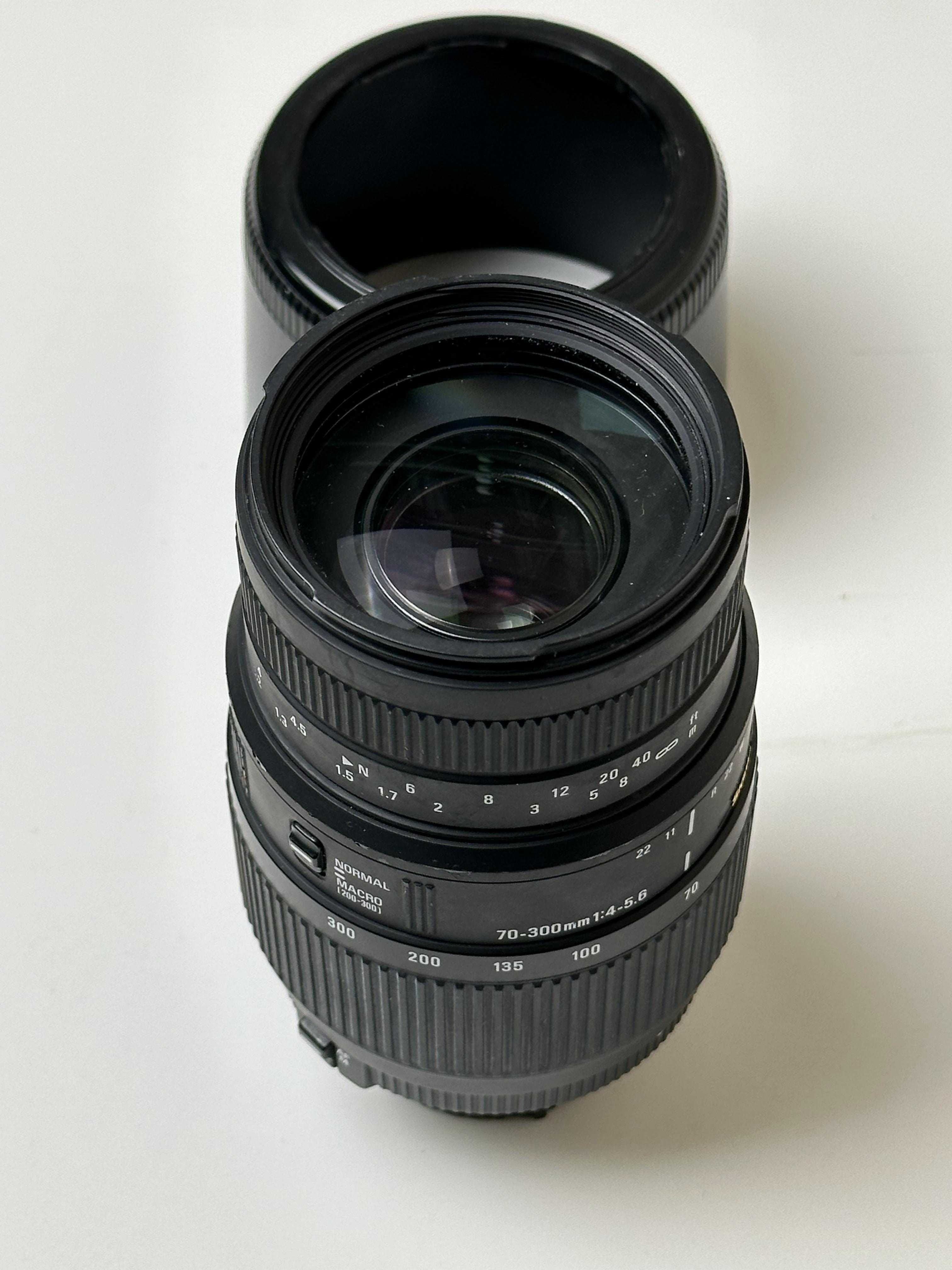 Sigma 70-300mm F4-5.6 DG for Nikon  (full frame)