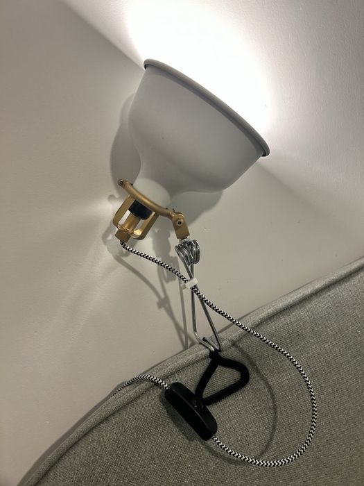 Reflektor z klamrą RANARP, kremowy, Ikea.