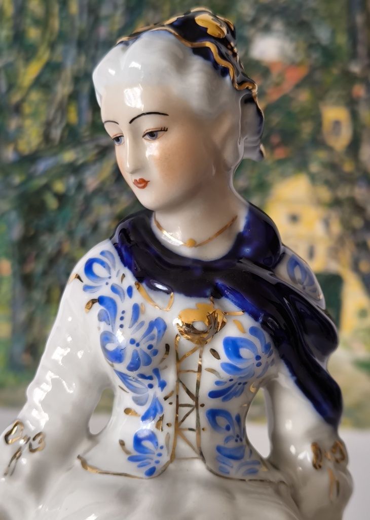 Figurka Dikolenko Keramos piękna stara porcelana sygnowana