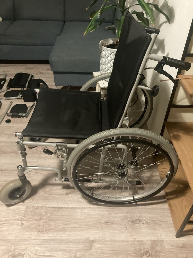 Wózek inwalidzki leżakowy
