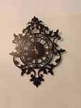 Zegar drewniany ornamenty czarny ażurowy retro