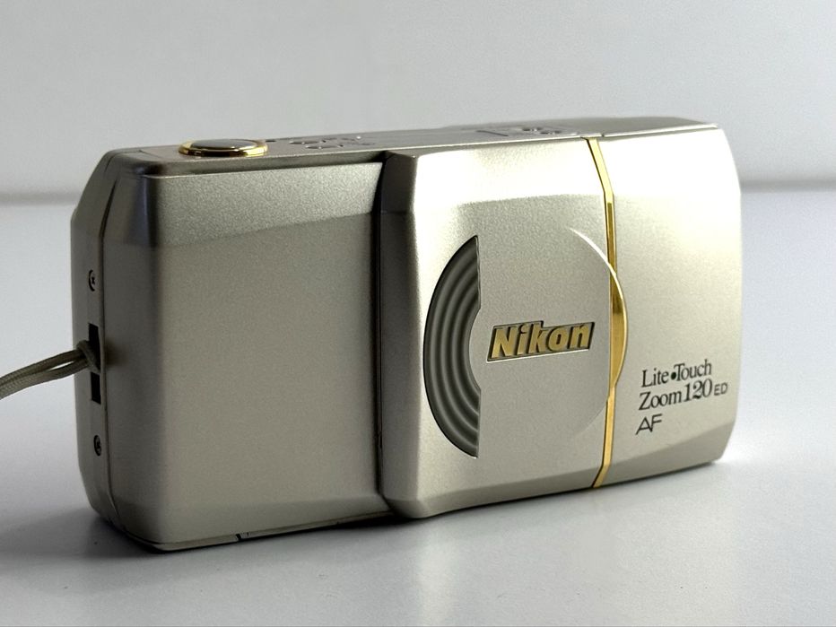 Продам фотопарат Nikon 120