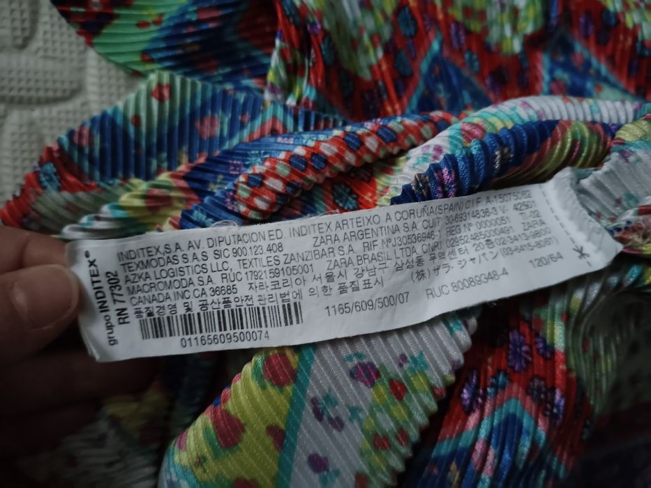 Tęczowa sukienka ZARA Girls, r. 122 cm