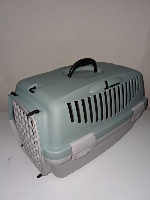Caixa transportadora de animais