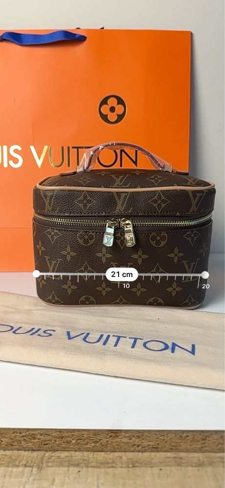 Kosmetyczka torebka kuferek Louis Vuitton monogram Canvas mala torebka