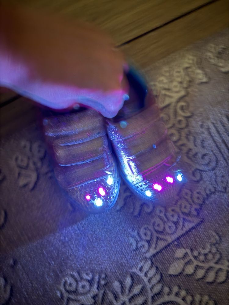 Кеди Skechers з підсвіткою для дівчинки 27