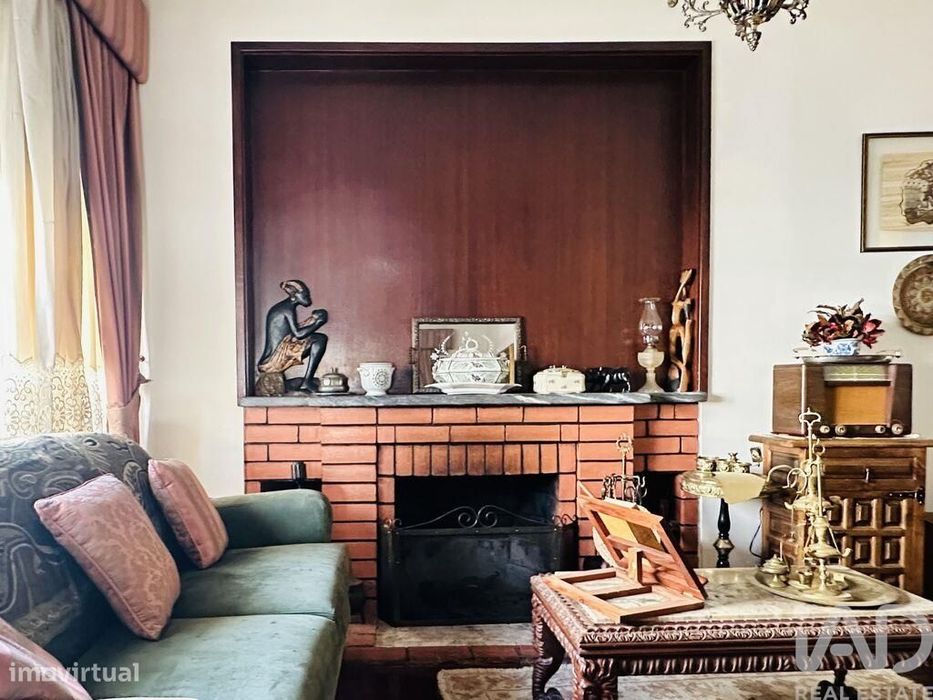 Apartamento T5 em Guarda de 161,00 m2