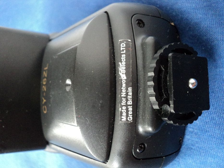 Вспышка UFO CY- 26 ZL + отражатель-рефлектор новый.