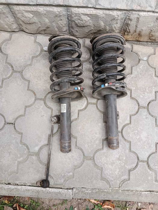 Передні стойки Citroen Berlingo з 1996 по 2008 р.