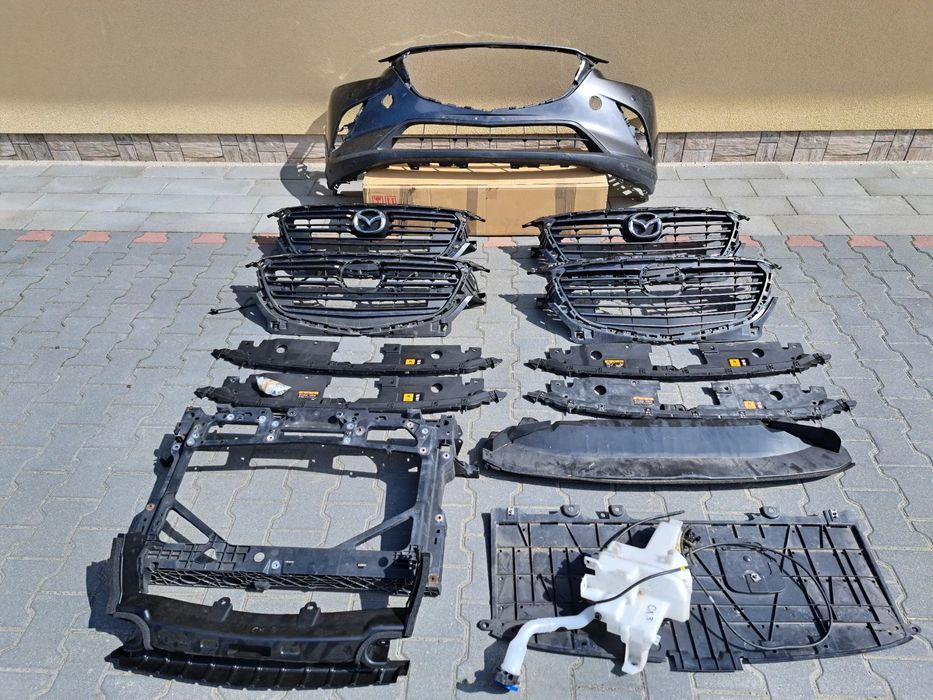 Grill Mazda CX3 Mazda 2 2015 - części
