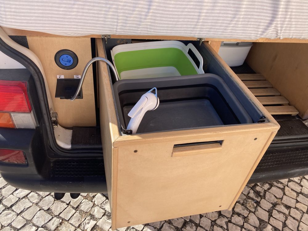 VW Transporter T4 Campervan