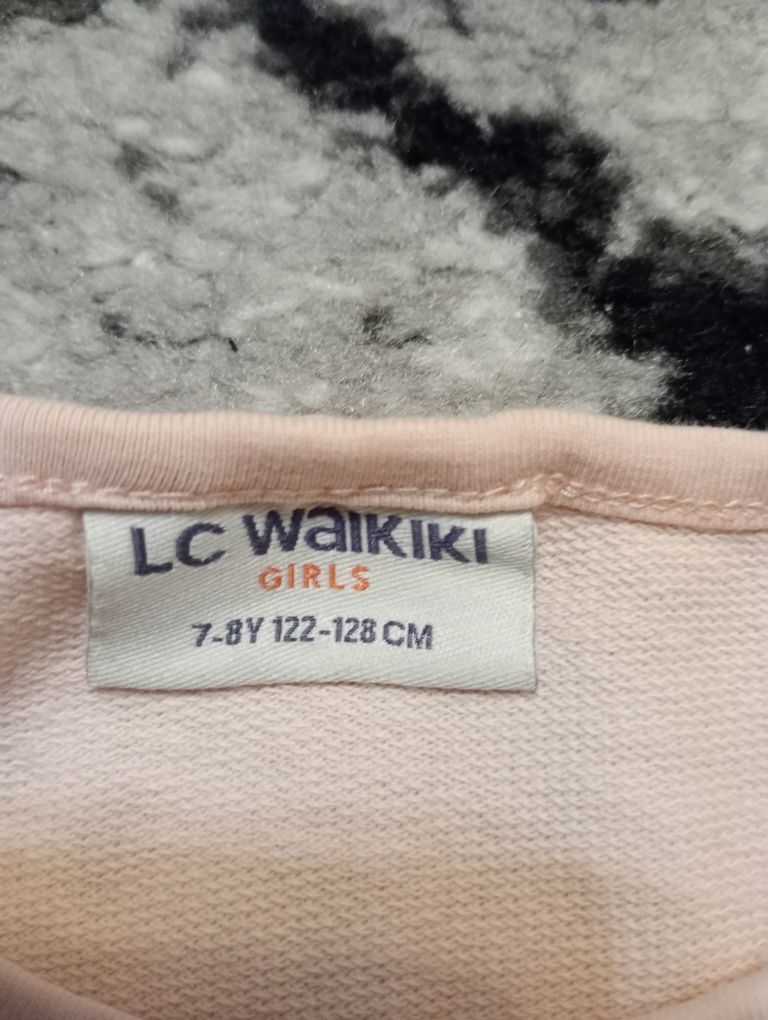 Sprzedam sukienkę rozmiar 128 firmy LC Waikiki