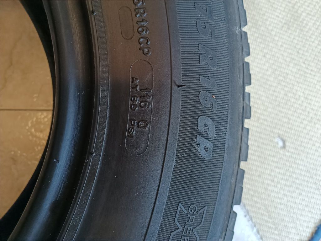 Pneumáticos p/Autocaravana, p/(jante 16") "Michelinl"