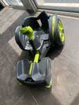 Vendo carro infantil - Marca: FEBER
