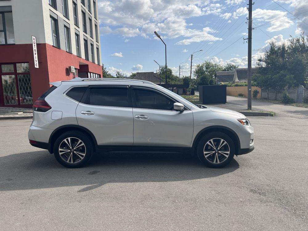 Nissan Rogue 2020