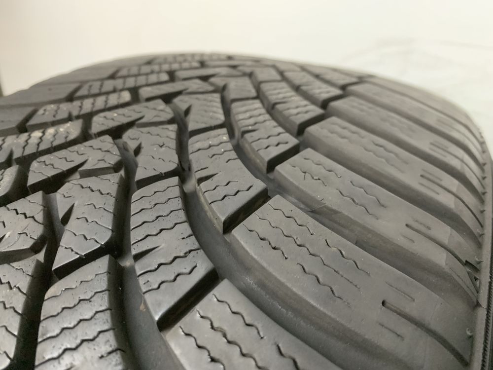 2x 235/45/18 Falken EuroWinter HS01 / 2021r 8mm / GWARANCJA