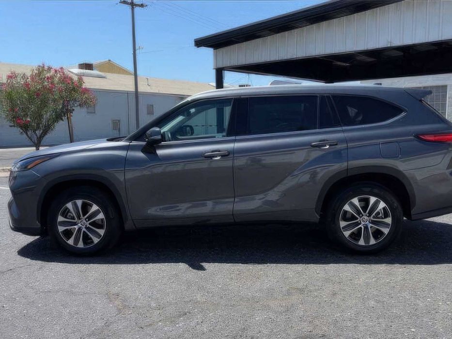 Toyota Highlander      2022
