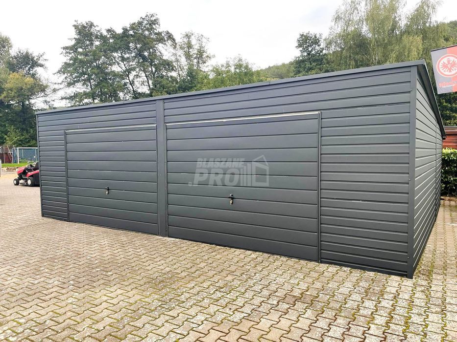 Garaż blaszany 8x8 Brama uchylna x2 + okno antracyt spad w tył GP160