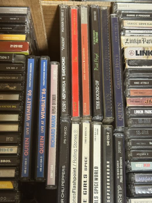 Cds de musica, Metalica, Nirvana, Guns n’ Roses