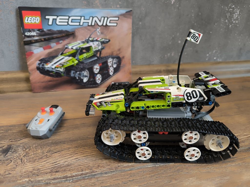 LEGO Technic 42065 в идеальном состоянии, инструкция