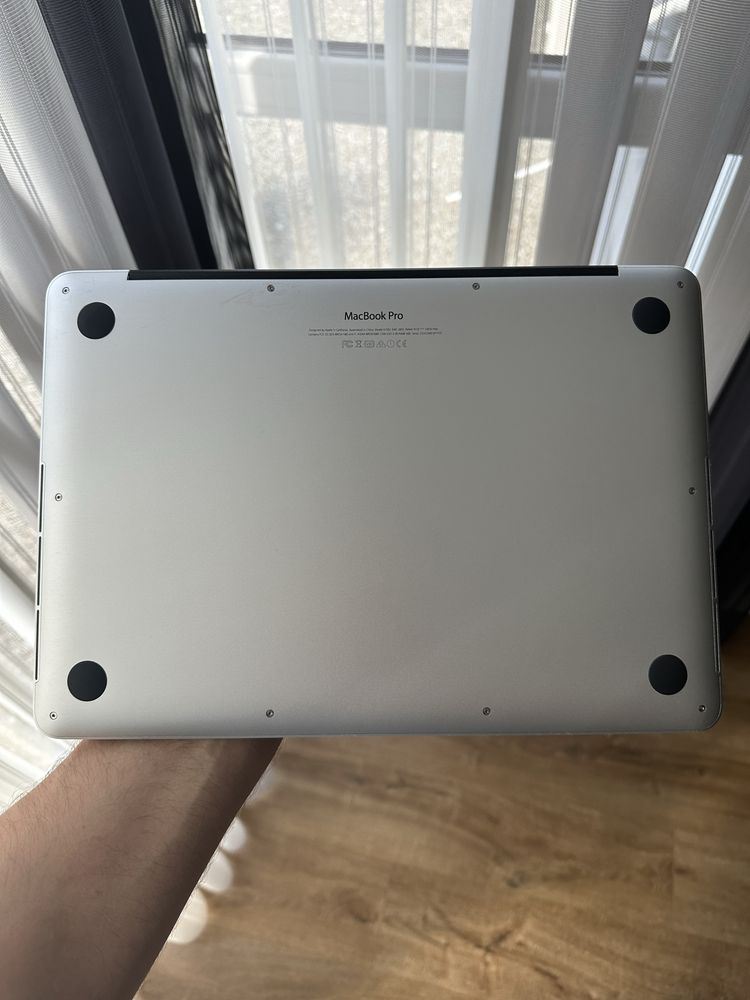 Macbook pro 13 2015 Intel i7/16gb/500gb ссд