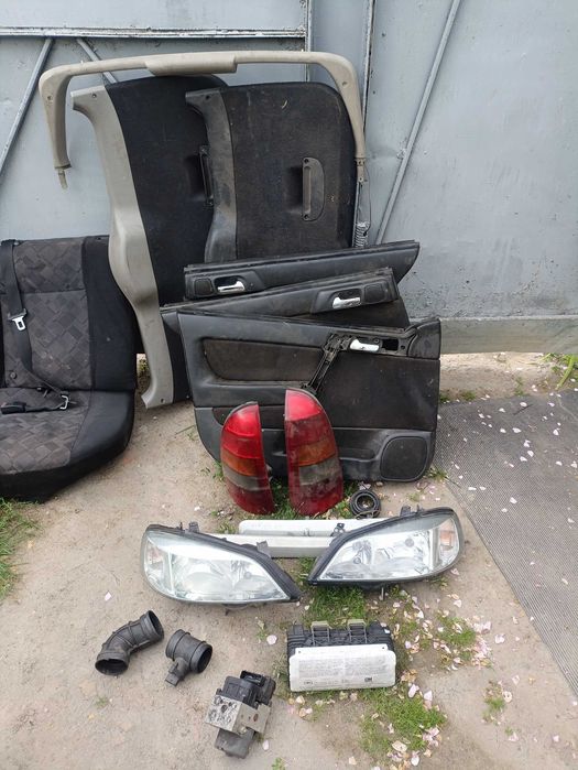 Заднее сиденья и запчасти салона Opel Astra G универсал дизель