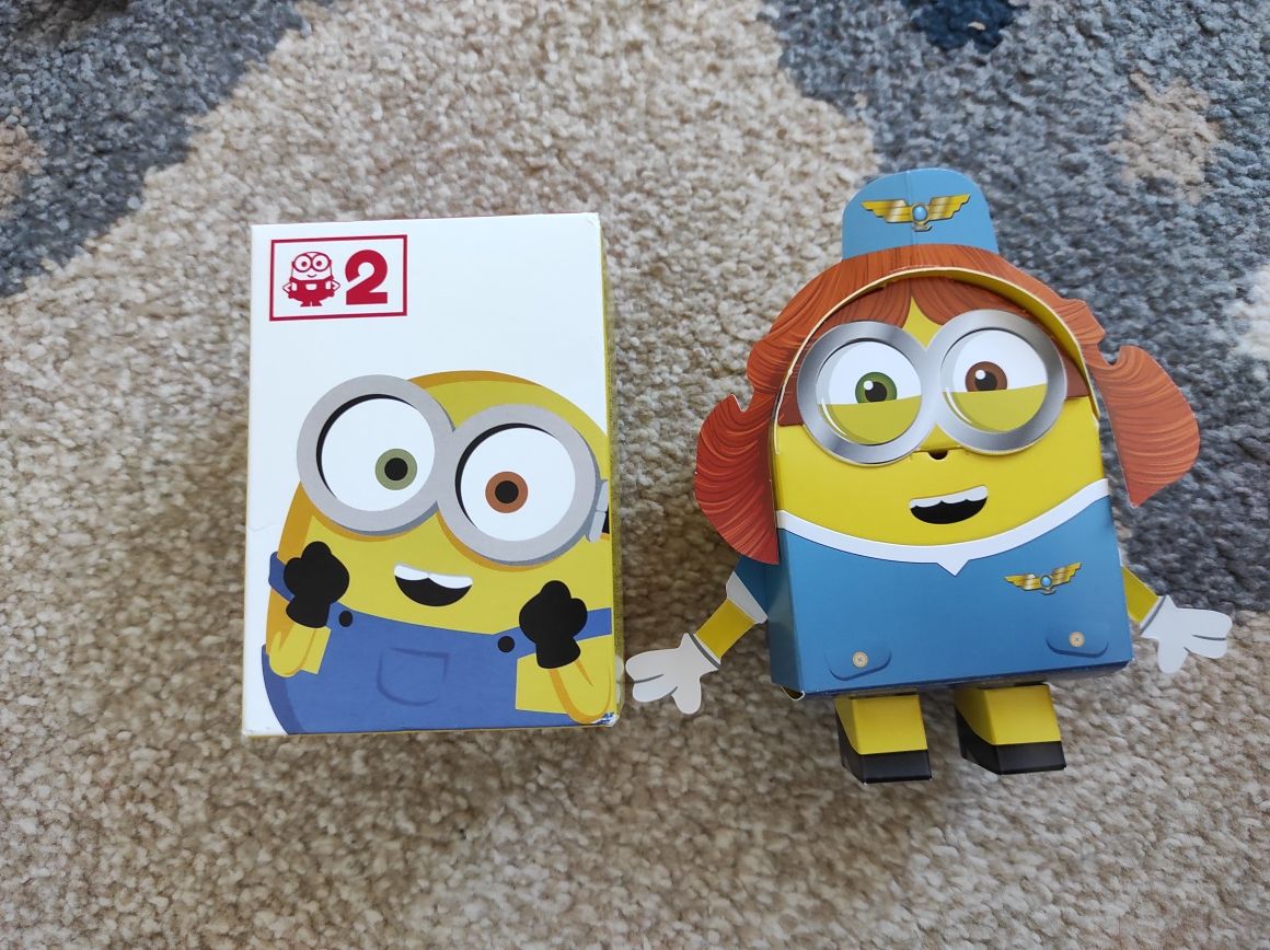 Minionki Mcdonalds zestaw tekturowych figurek