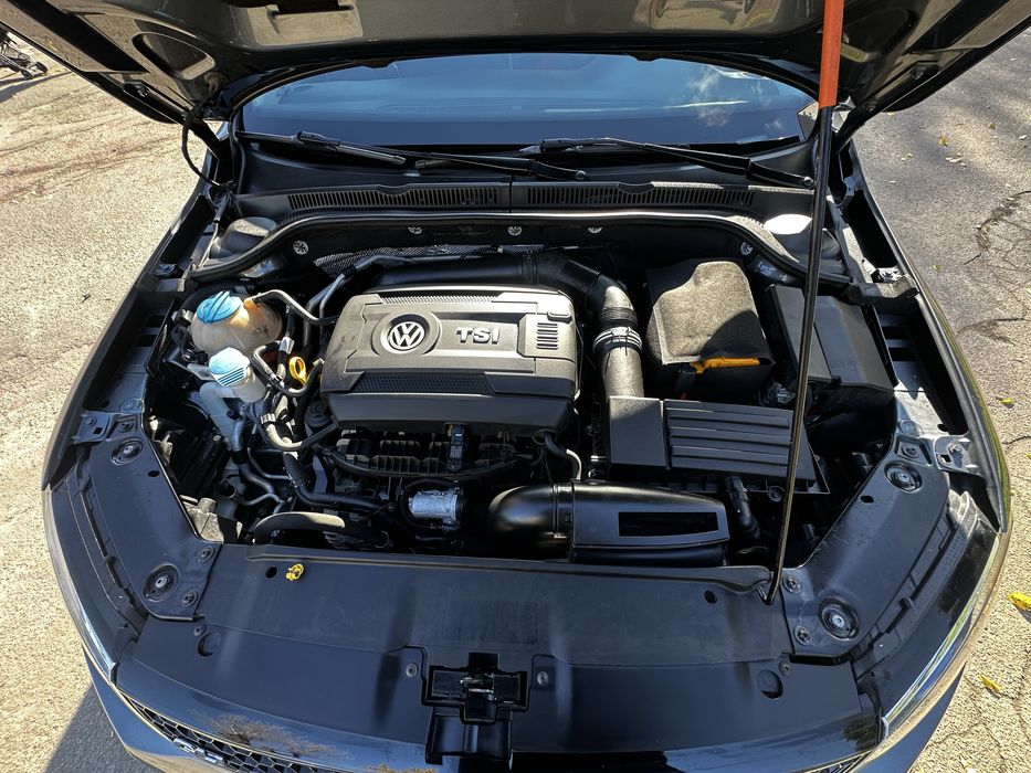 Продам Volkswagen Jetta SE