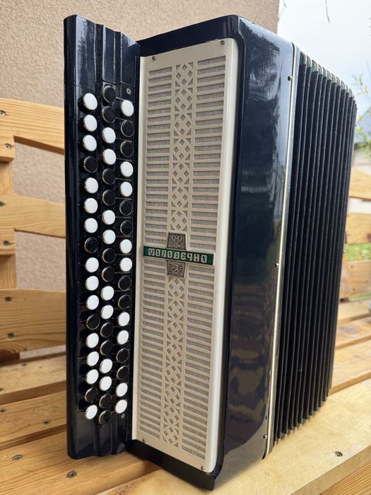 Продам новий баян