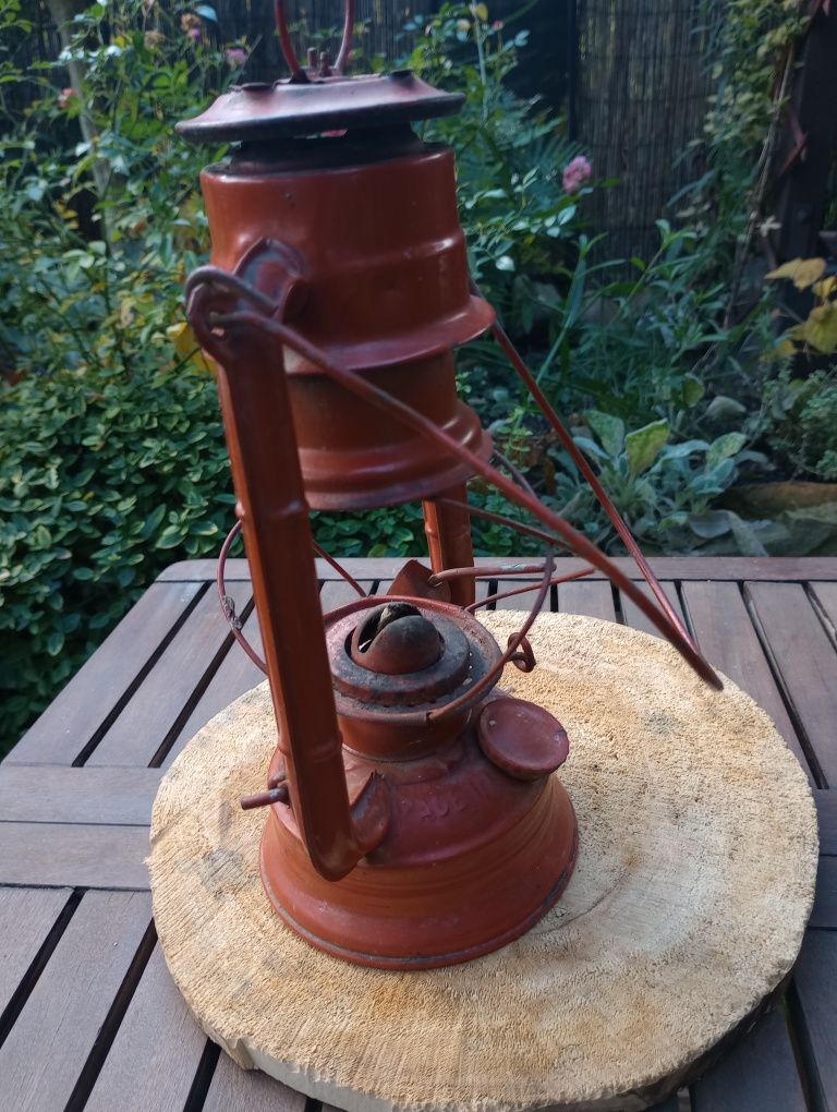Stara lampa naftowa. JUPITER 1. Retro PRL
