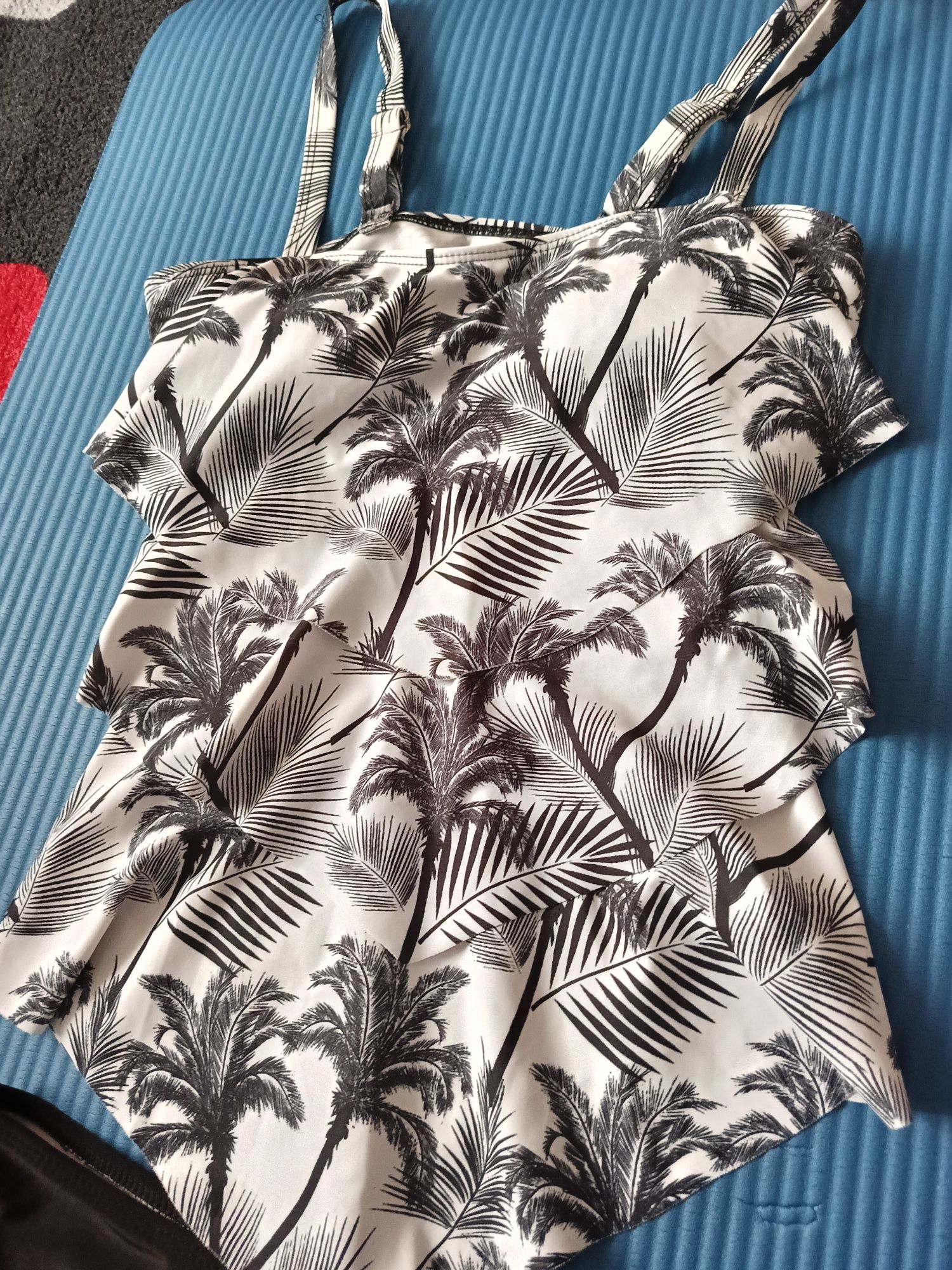 Kostium kąpielowy tankini i spodenki S