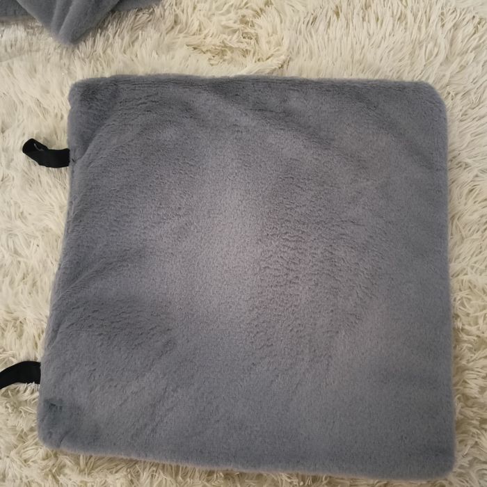 Накидка на сиденье автомобиля подушка на сидушку в машину теплая