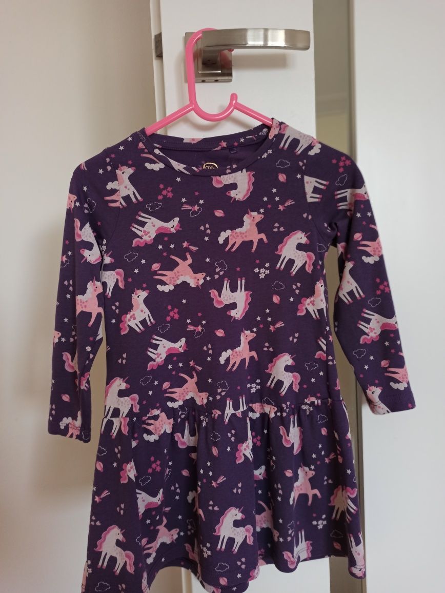Zestaw sukienek dla dziewczynki. Rozmiar 98. /Marki Smyk i H&M
