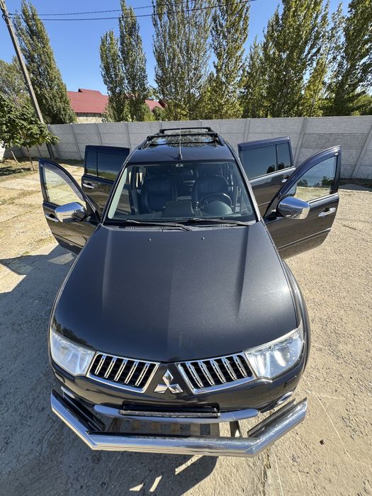Mitsubishi Pajero Sport ll 2012 року