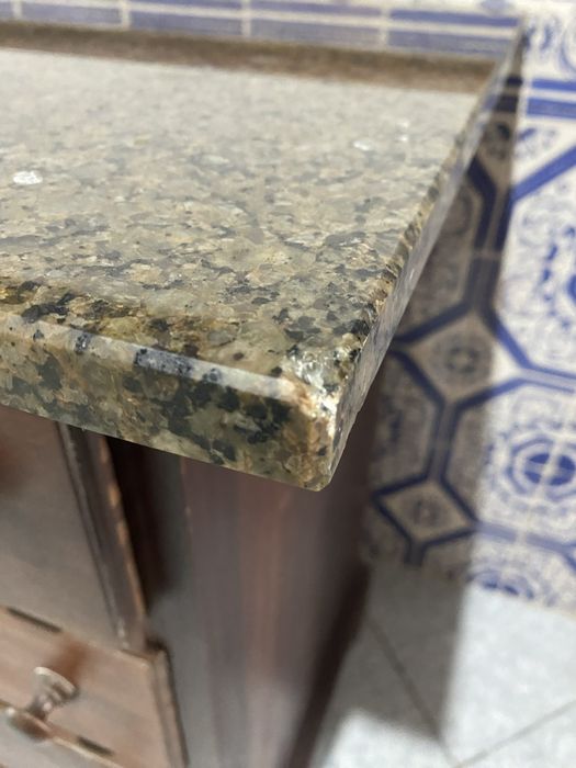 Tampo em Pedra 61x110 cm