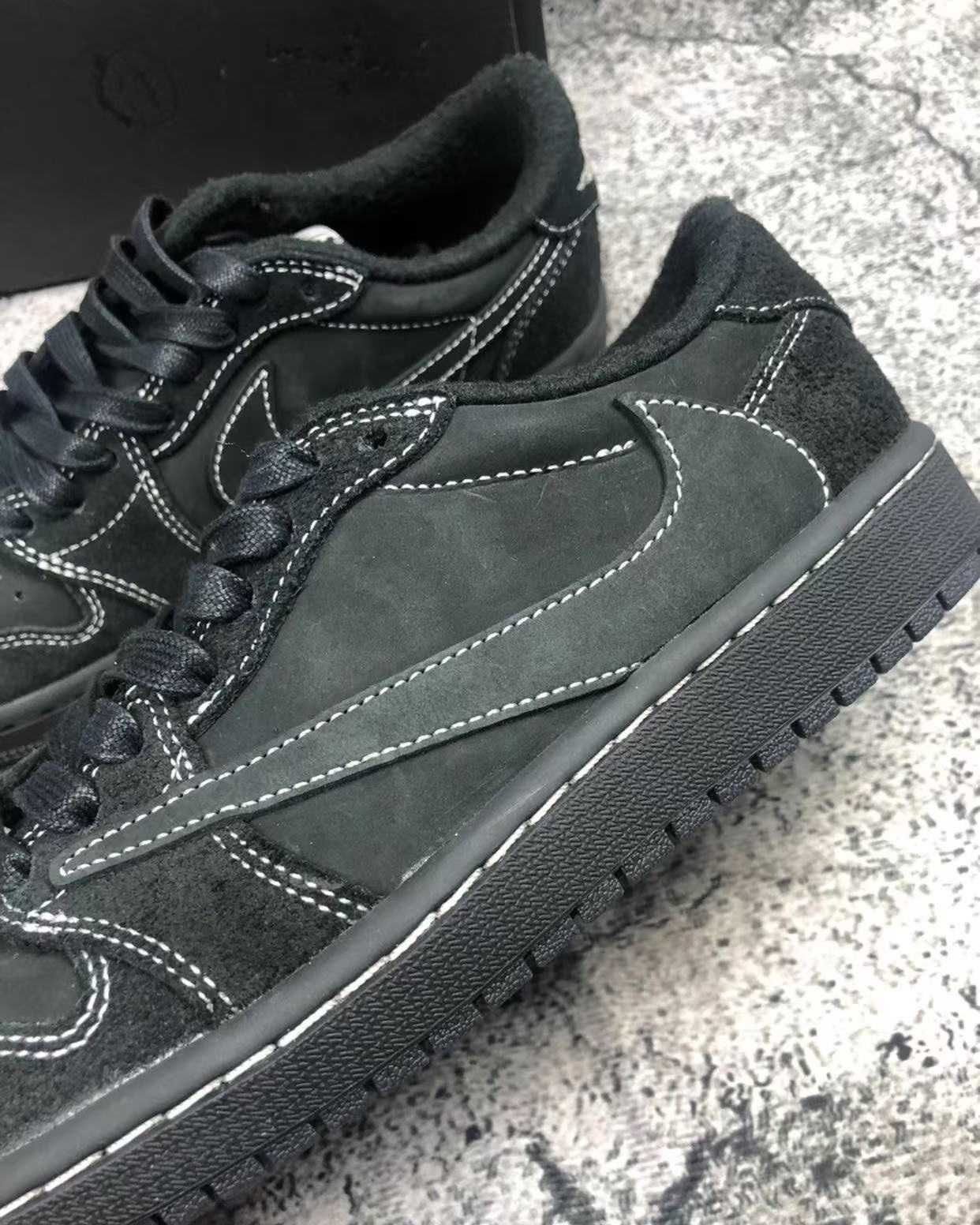 Travis Scott x Air Jordan 1 Low OG Black/Phantom R.40