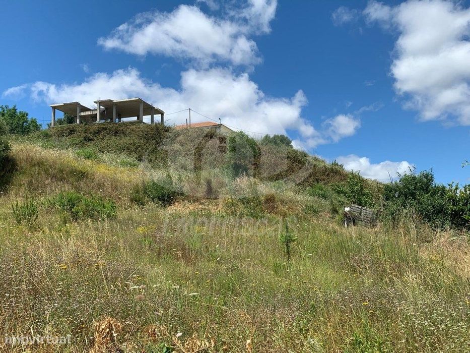 Terreno com 320 m² e vista serra na Portela da Azóia, Santa Iria de...