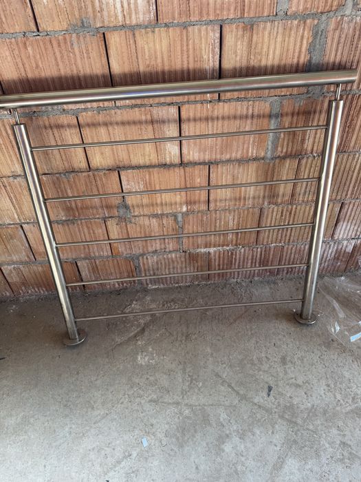 Balustrady ze stali  nierdzewnej