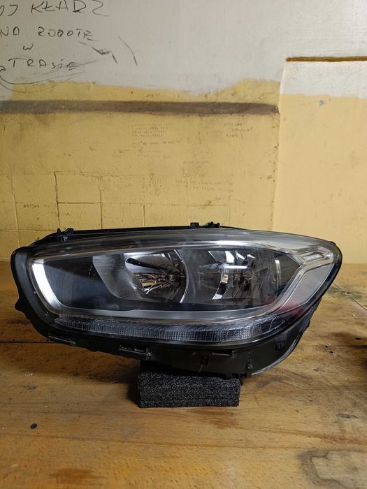 Mercedes Citan W420 T-Class EQT lampa przednia lewa