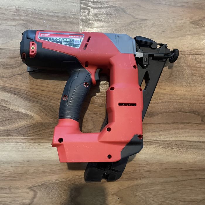 Gwoździarka milwaukee M18 CN16GA
