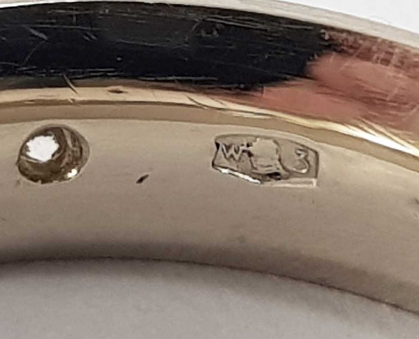 Złota obrączka próby 3 zdobiona 5 brylantami 0,08 ct